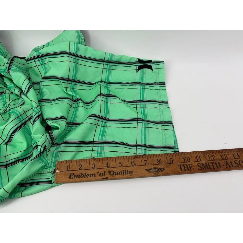 Hurley Grid Board Shorts, Green/Black, Beach, Vacation, Men's Size 38